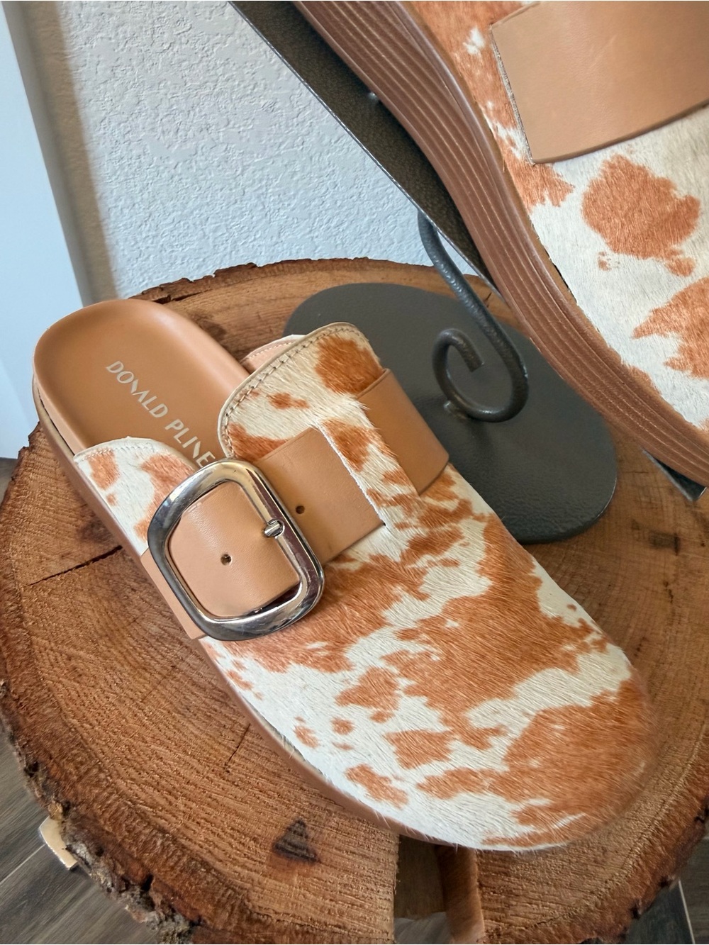 Donald J. Pliner Cowhide Mule Clogs in Tan and White with Buckle Accent - Picture 2 of 6